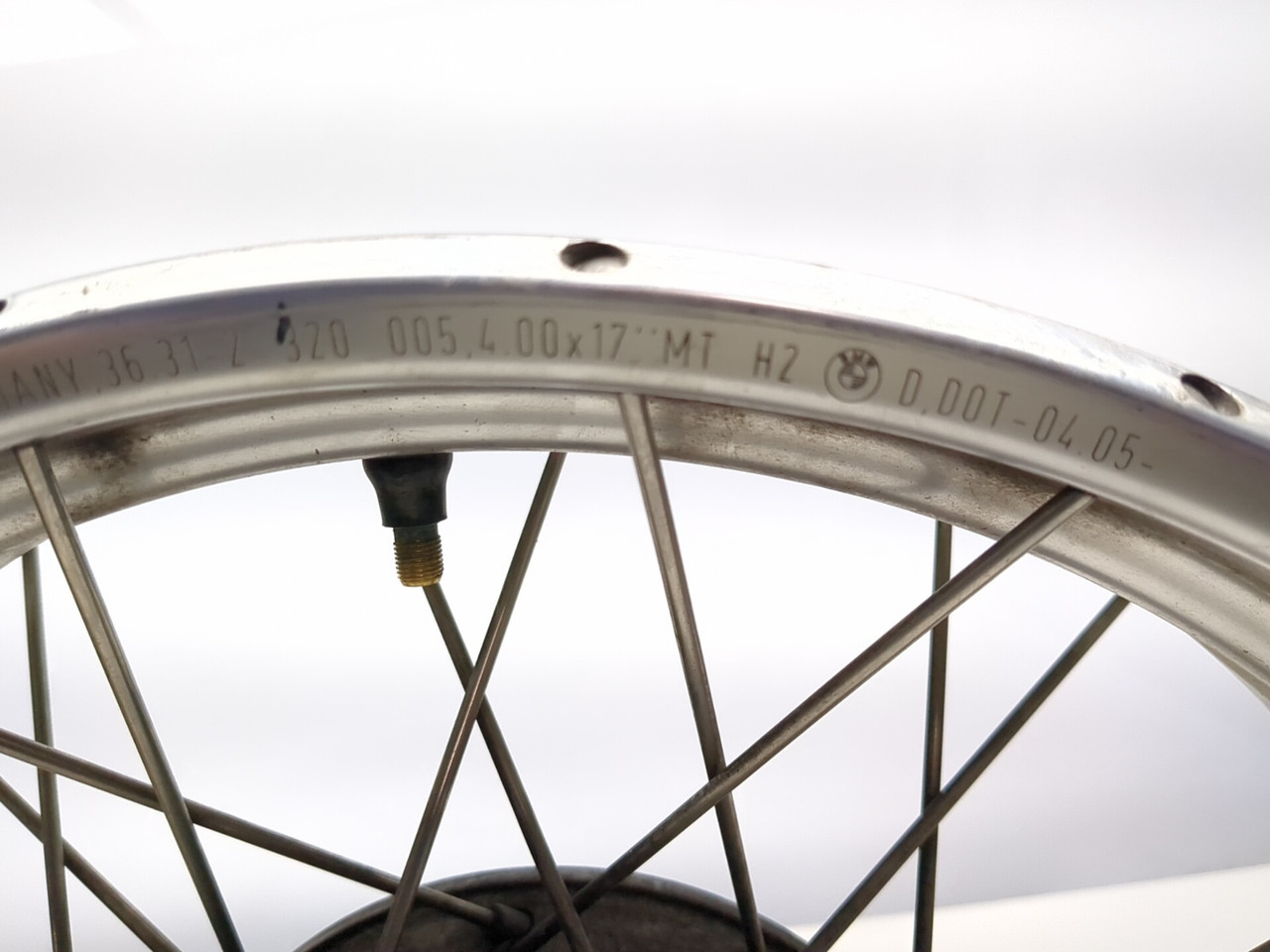 04-09 BMW R1200GS Rear Wheel Rim 17X4.00 STRAIGHT 36317701454