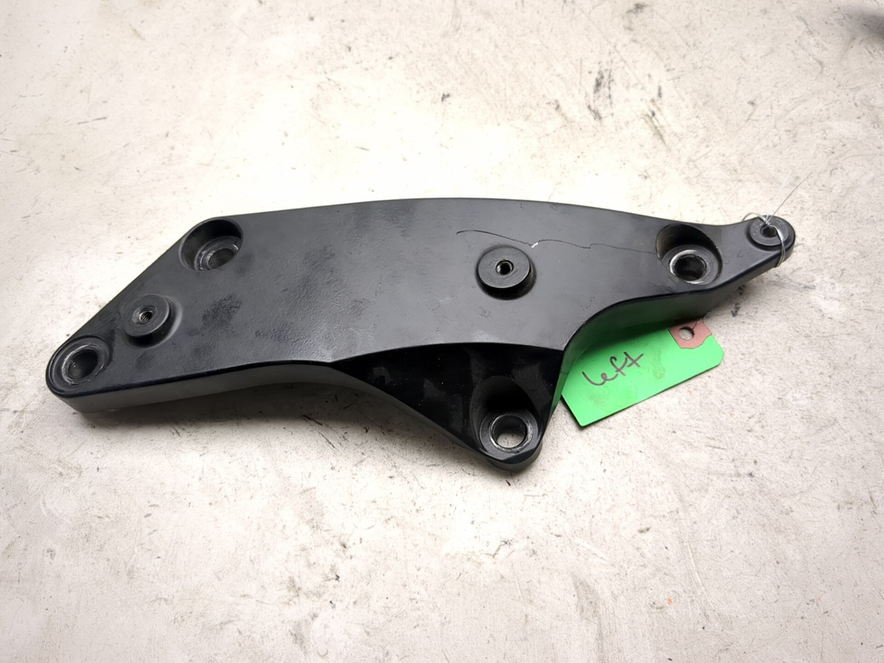 06-07 Kawasaki Ninja ZX10 ZX10R Left Right Engine Mount Bracket