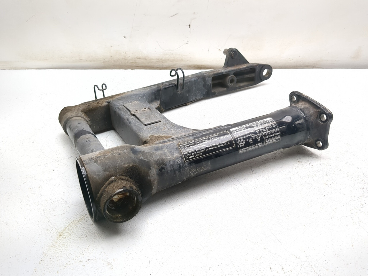 05-08 Honda VTX1800F VTX 1800 Rear Wheel Swingarm Frame Bracket