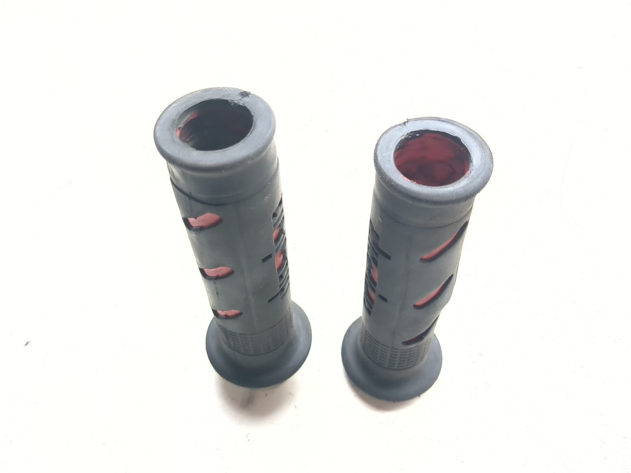 01-06 Honda CBR 600 F4i Front Left Right Domino X2 Handlebar Grips