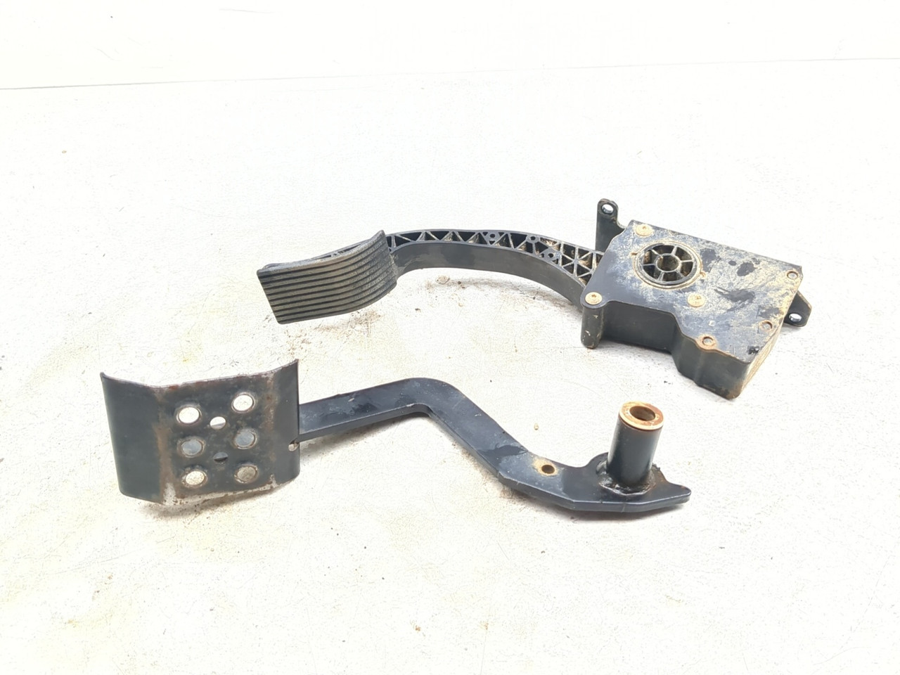 14-23 Polaris RZR XP 1000 Front Accelerator Brake Pedal Set