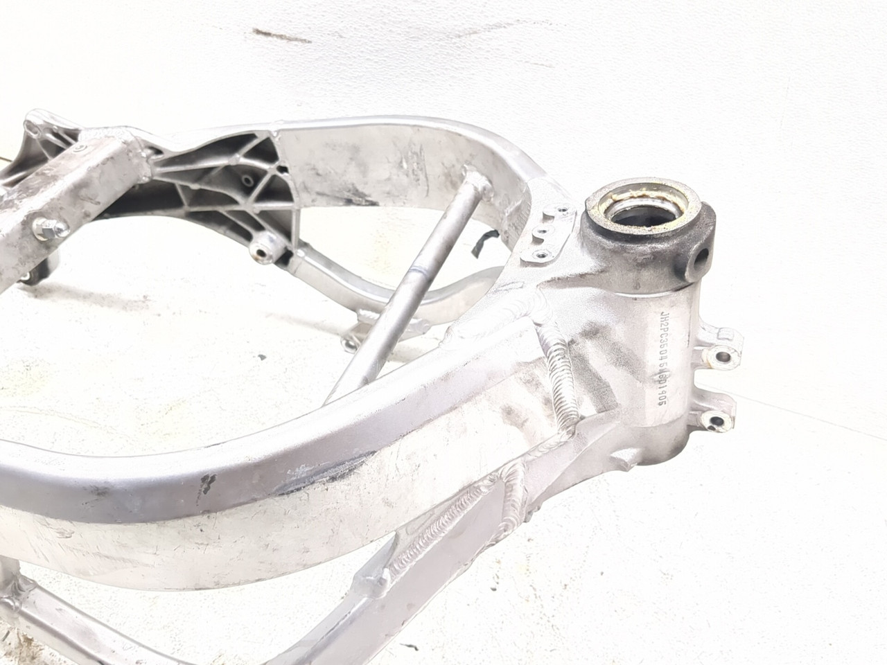 01-06 Honda CBR 600 F4i Main Frame Chassis STRAIGHT SLVG