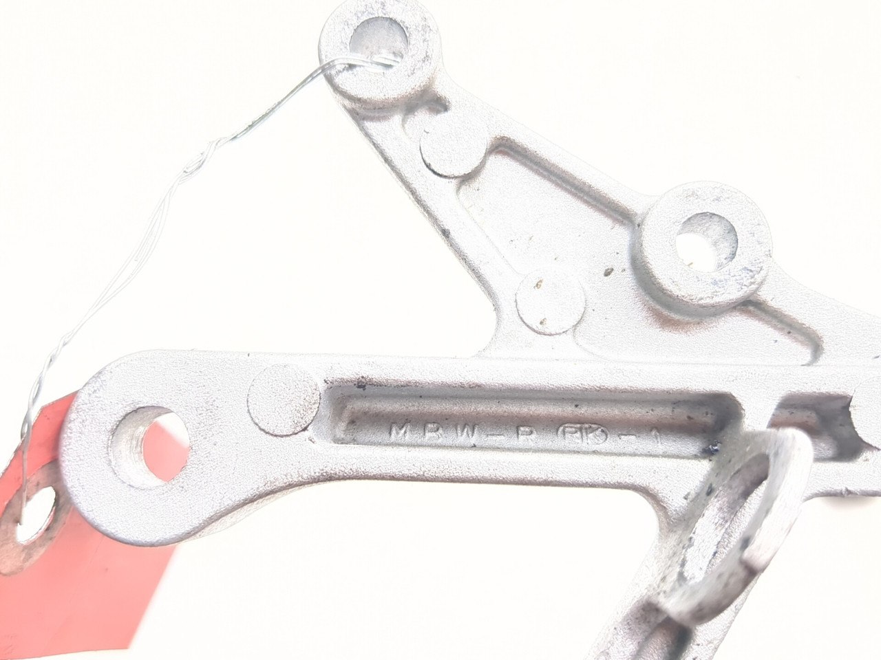 01-06 Honda CBR 600 F4i Front Driver Foot Peg Pair w/ Bracket