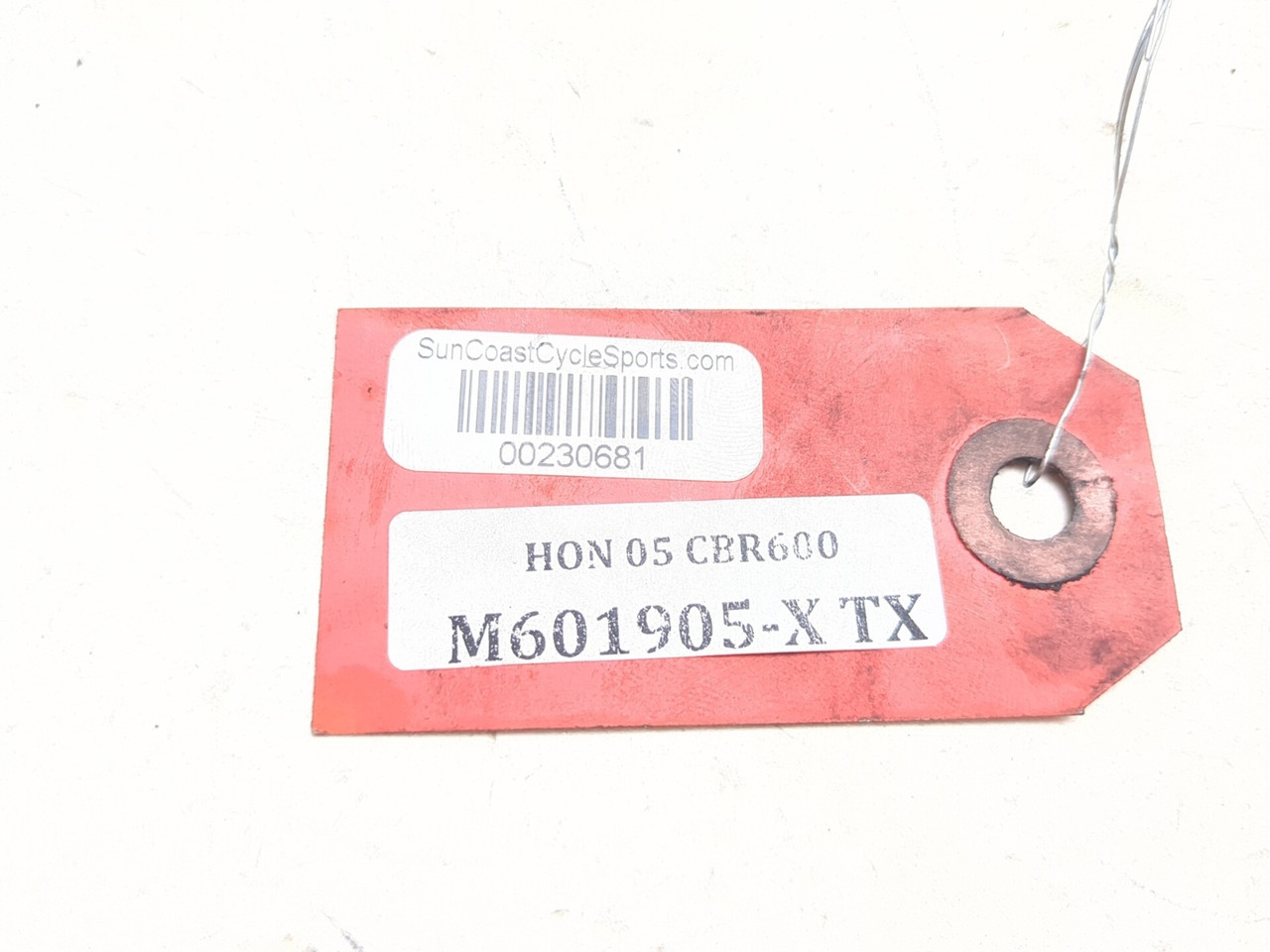 アプリリア 01-06 Honda CBR 600 F4i Front Driver Foot Peg Pair w/ Bracket