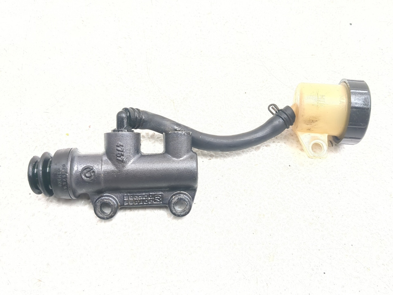 ビデオ 03-06 Ducati Multistrada 1000 Rear Right Brake Master Cylinder