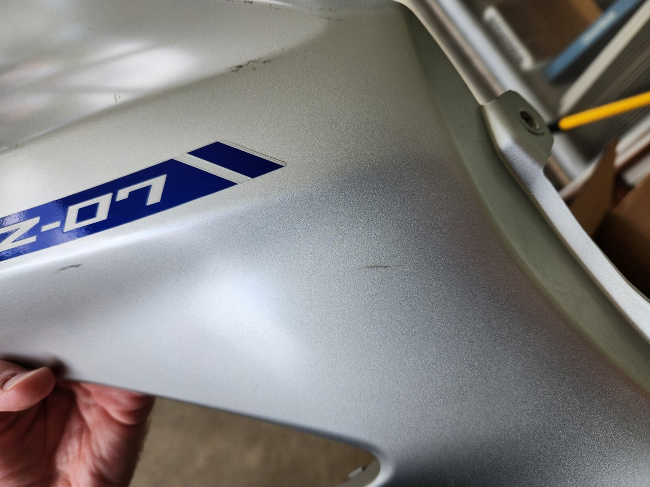 2015-2017 YAMAHA FZ-07 Fuel Tank Side Cover OEM 1WS-24129-00-P6