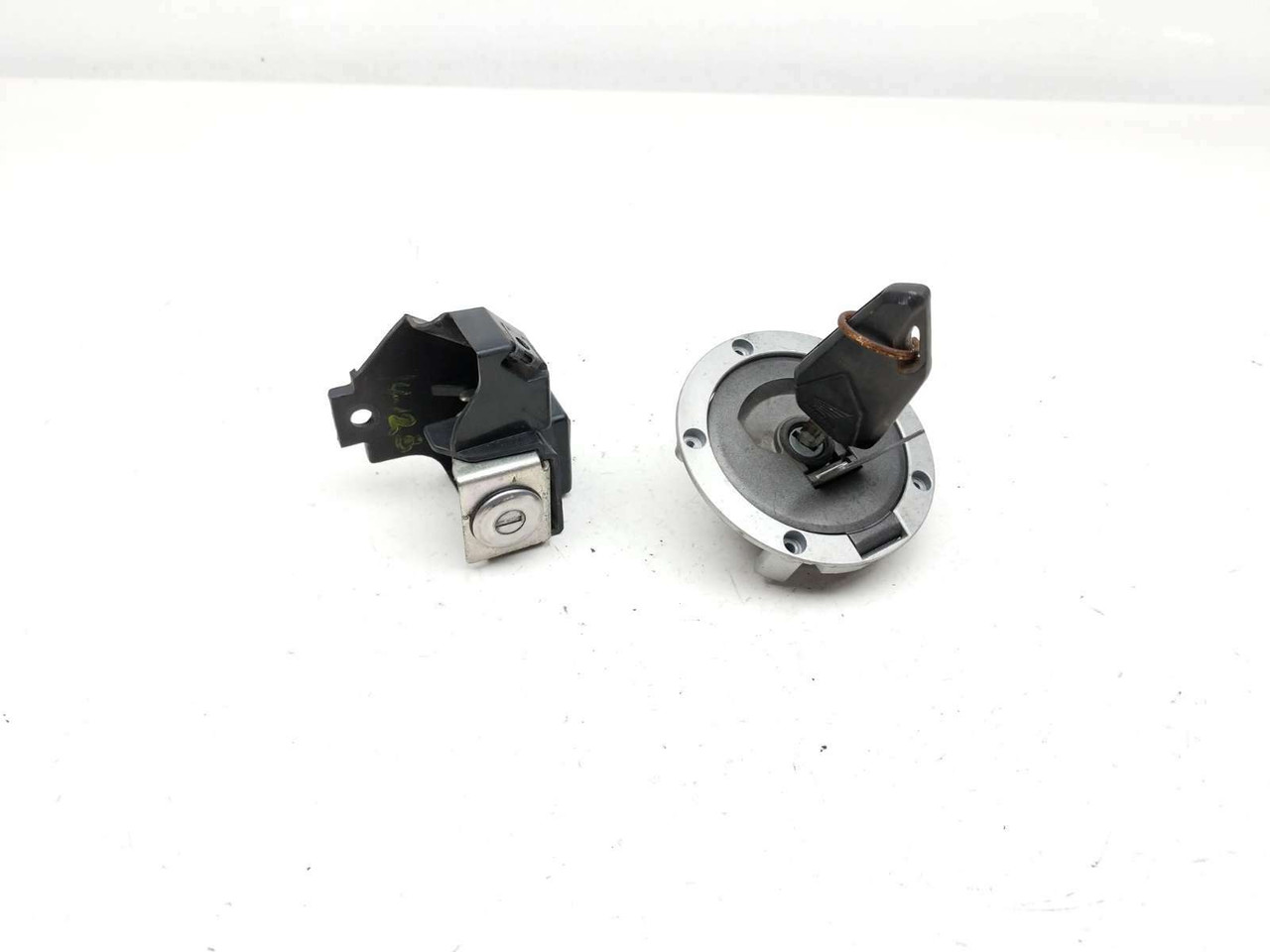 19 Honda Grom MSX 125 Lock Set Switch Cap And Key - Sun Coast