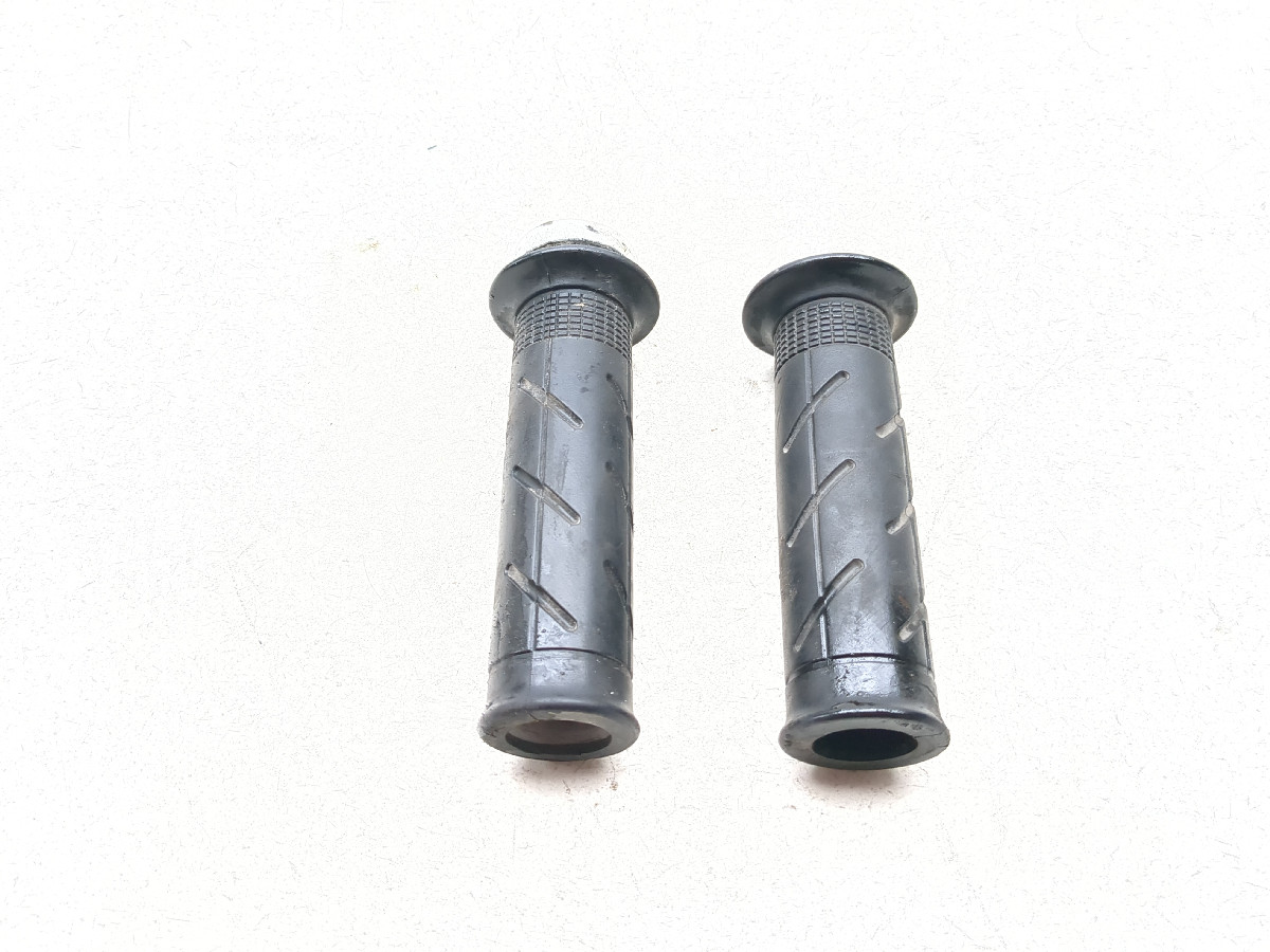 24 25 Honda CBR650R Throttle Tube And Grips - Sun Coast Cycle