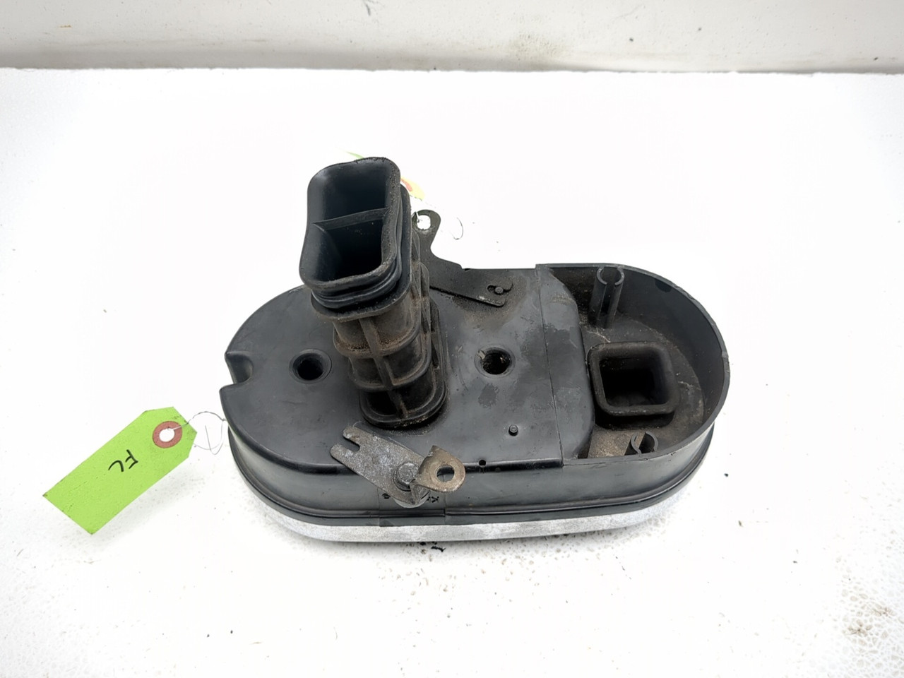 85-06 Kawasaki Vulcan 750 VN750 Front Left Air Cleaner Assembly
