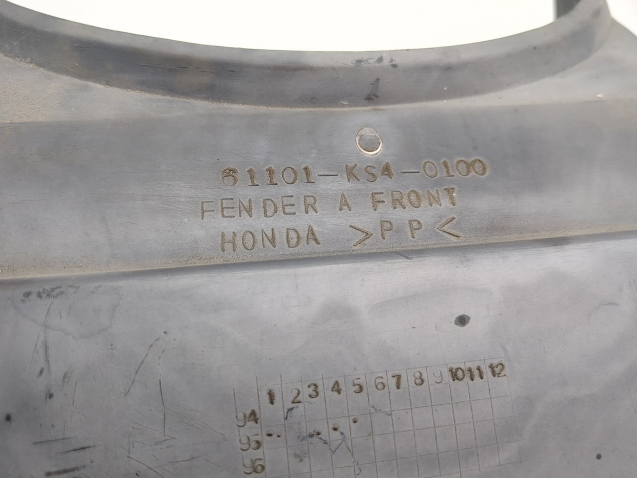 92-01 Honda Helix CN250 Front Inner Seat Splash Mud Guard 61101