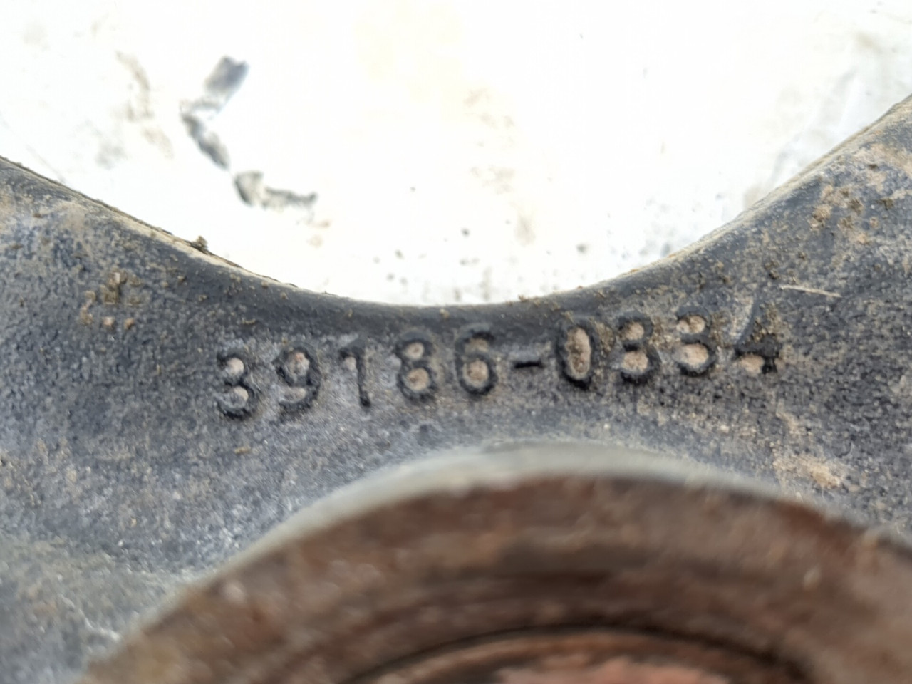 23-25 Kawasaki Teryx KRX4 1000 Front Right Steering Knuckle 39186