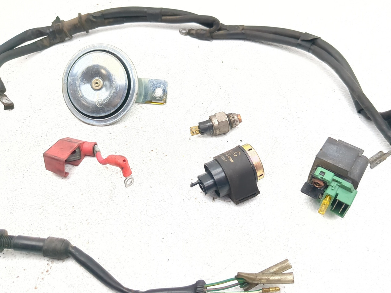 92-01 Honda Helix CN250 Relay Set Starter Relay Turn Signal Relay