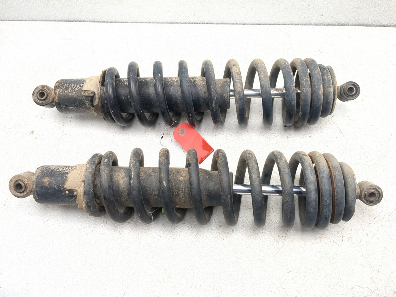 シムmax10.5° USベンタス6s ベルコア無し 17-24 Can Am Defender Max HD10 Rear Left Right Shock Absorber Pair