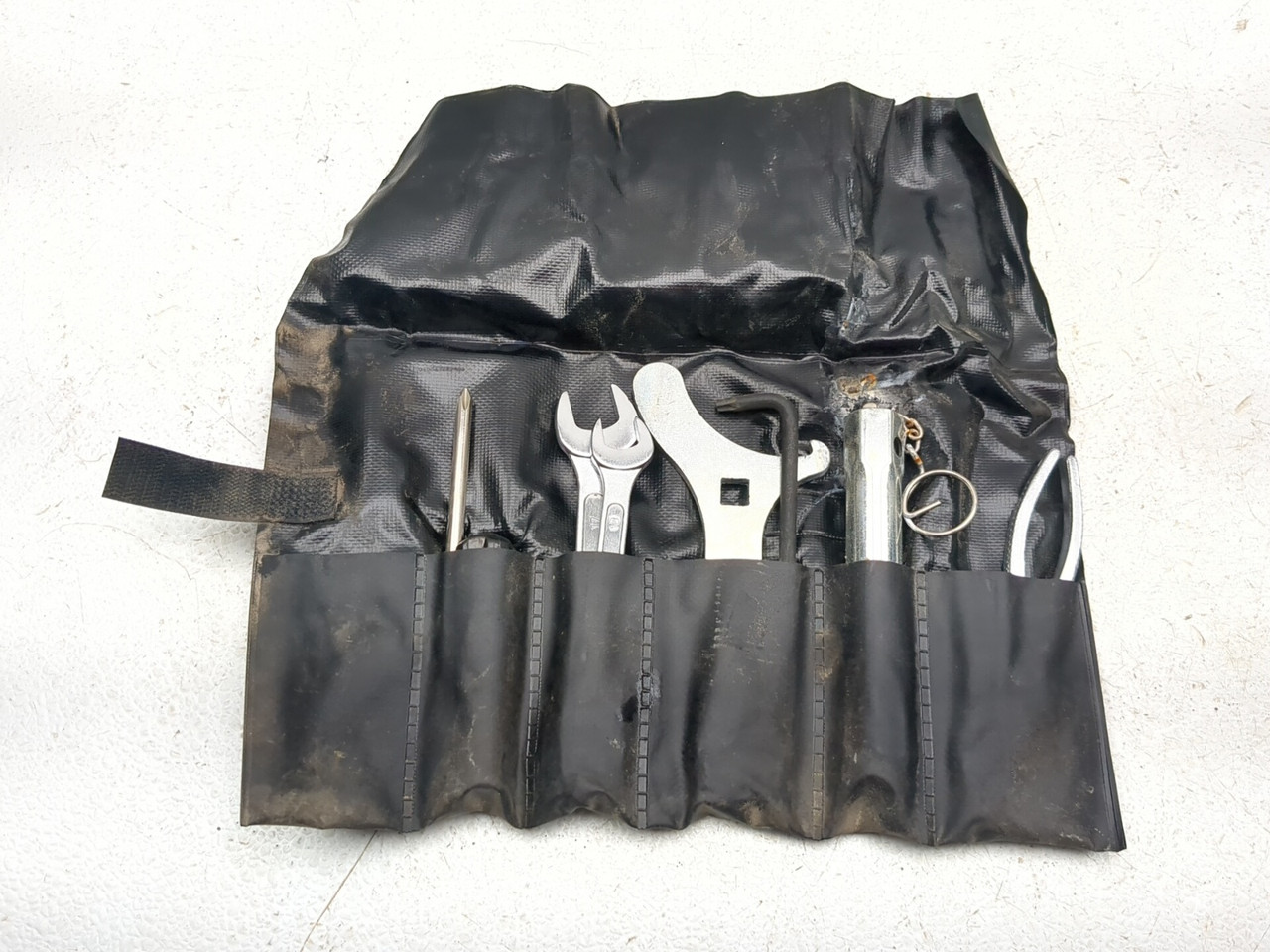 17-24 Can Am Defender Max HD10 Tool Kit w/ Storage Bag 704700171