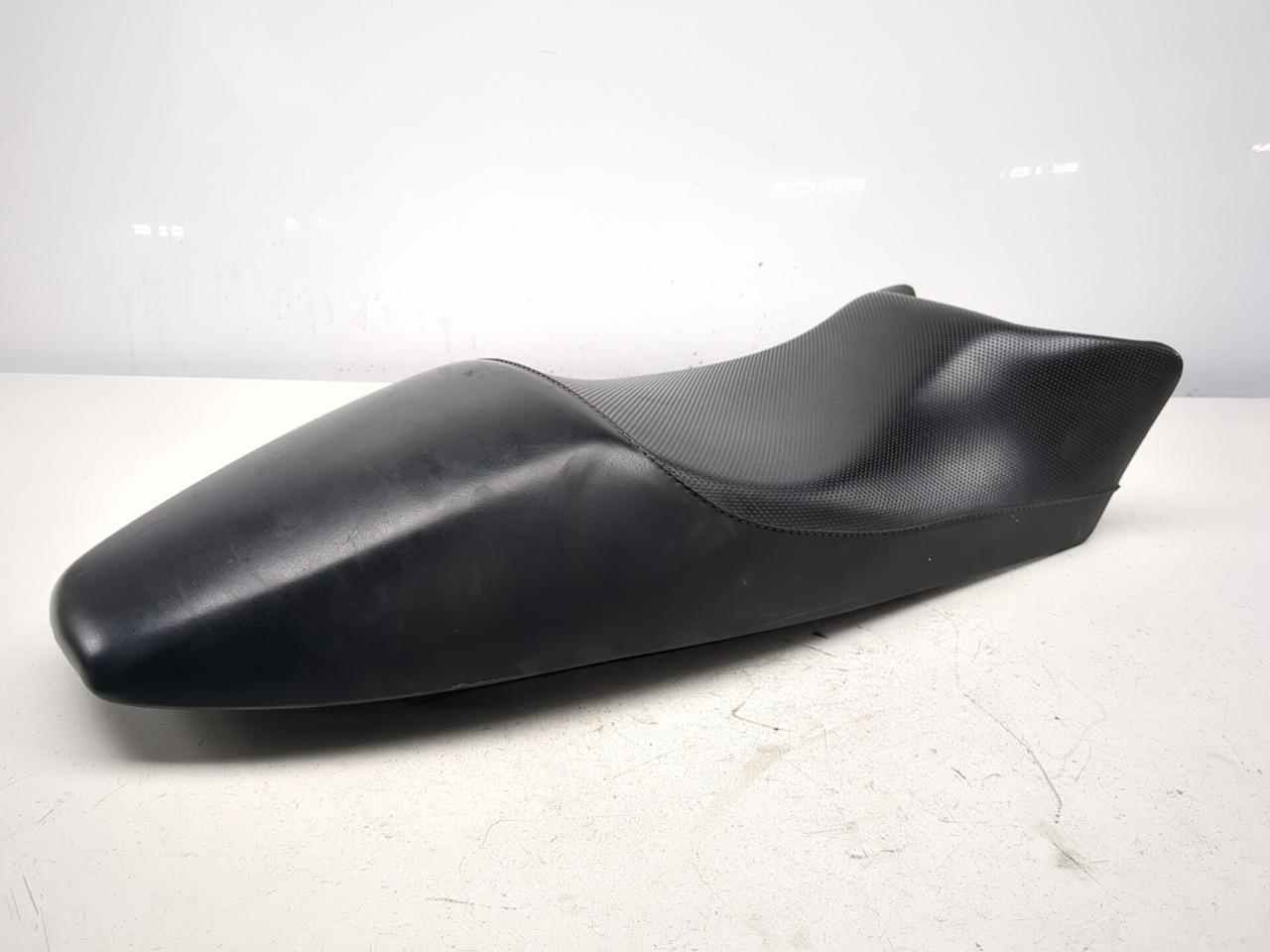 96-01 Ducati Monster 750 M750 Driver Passenger Seat 59510261A