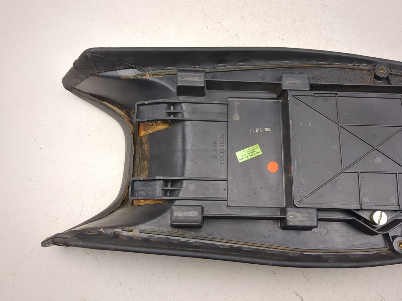 96-01 Ducati Monster 750 M750 Driver Passenger Seat 59510261A