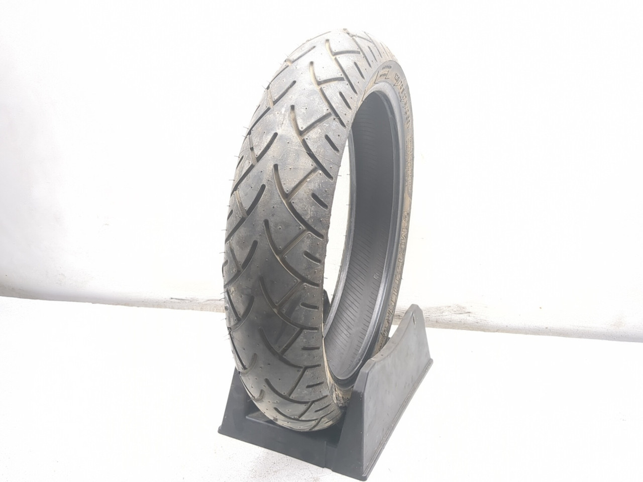 Metzeler ME 880 Marathon Front Tire 120/70B17 - Sun Coast Cycle