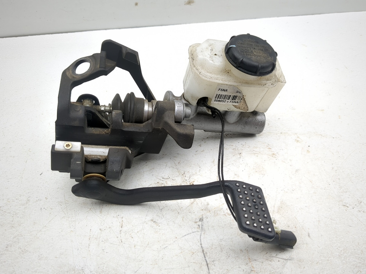22-25 Can-Am Ryker 900 Sport Right Master Cylinder Pedal Assembly