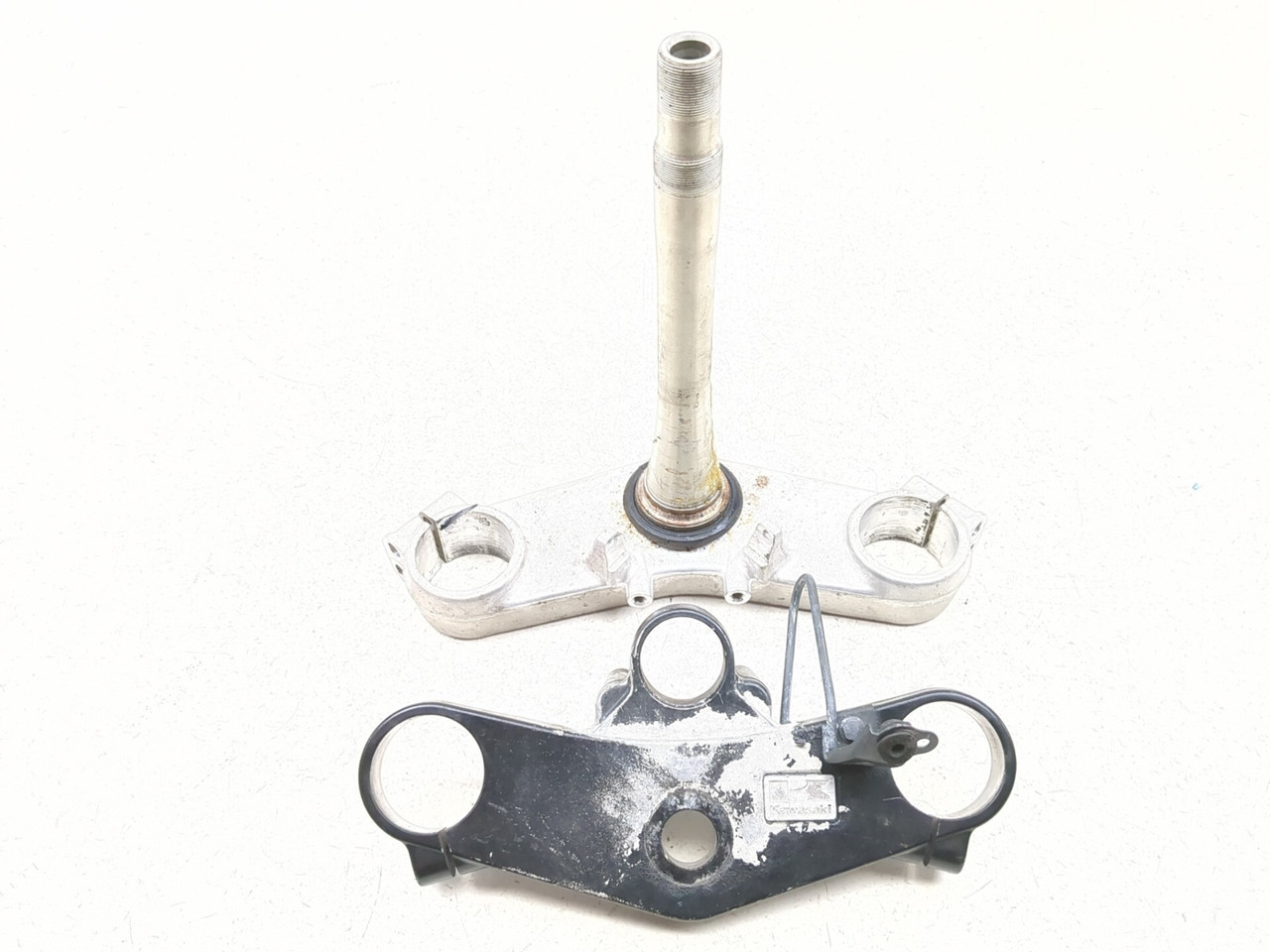 05-08 Kawasaki ZZR 600 Upper Lower Triple Tree Yoke Stem Clamp Set