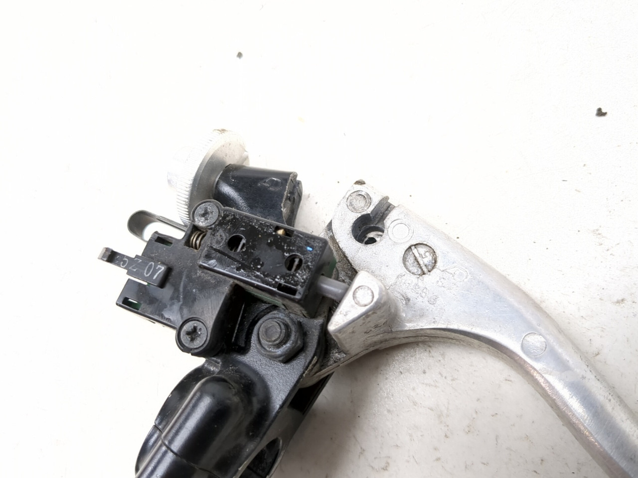 05-08 Kawasaki ZZR 600 Front Left Clutch Lever Assembly 46076-0126