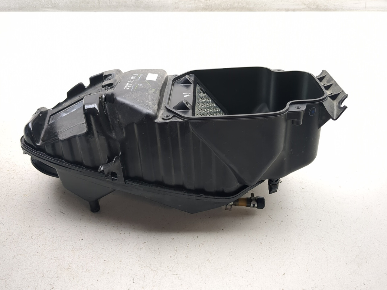 HONDA ブラックタンク 22-25 Honda CB300F Airbox 17230-K0A-DB0 - Sun Coast Cycle Sports