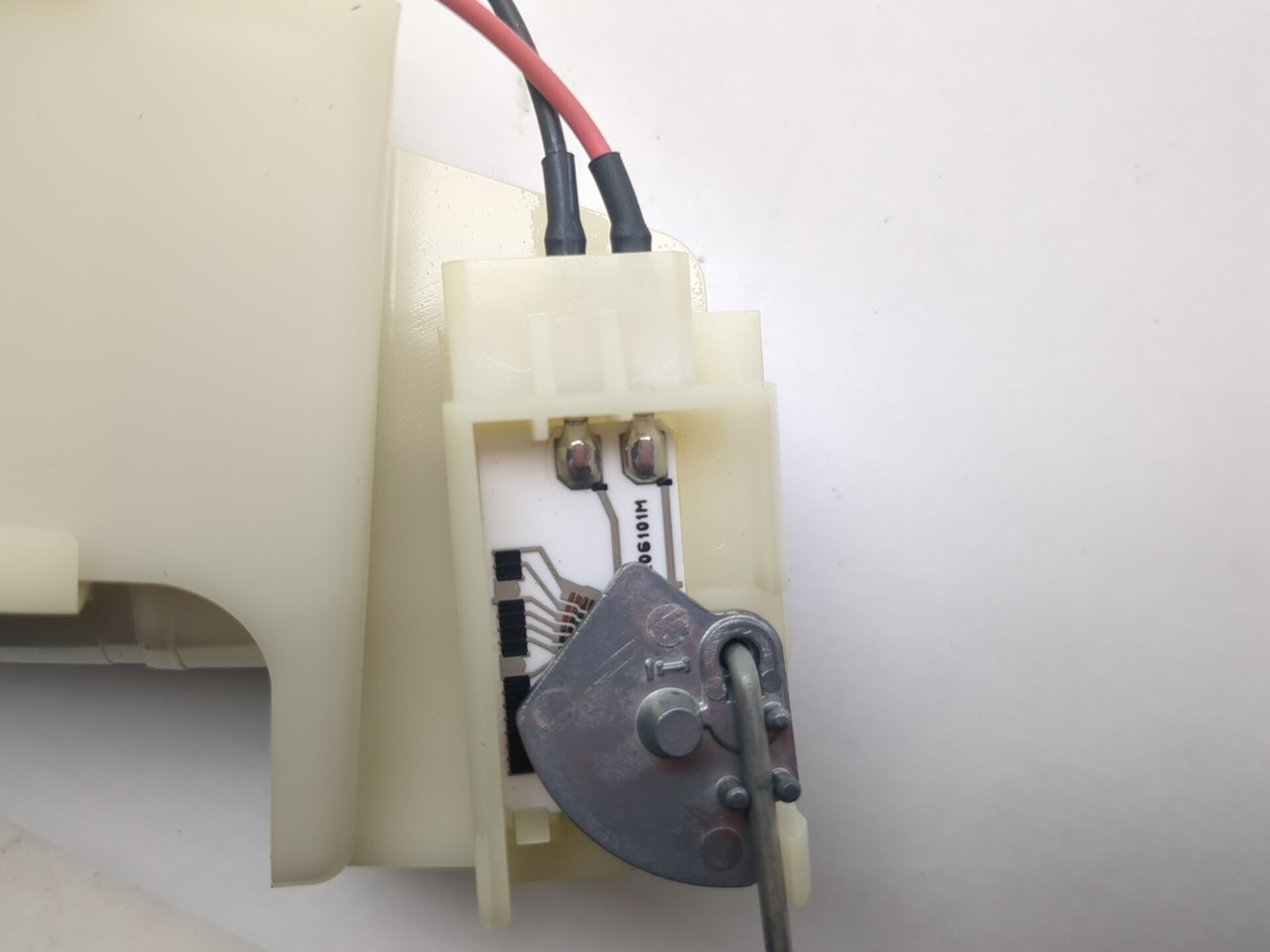 17-19 Kawasaki Z650 ER650 G Gas Fuel Pump W/ Sending Unit 49040