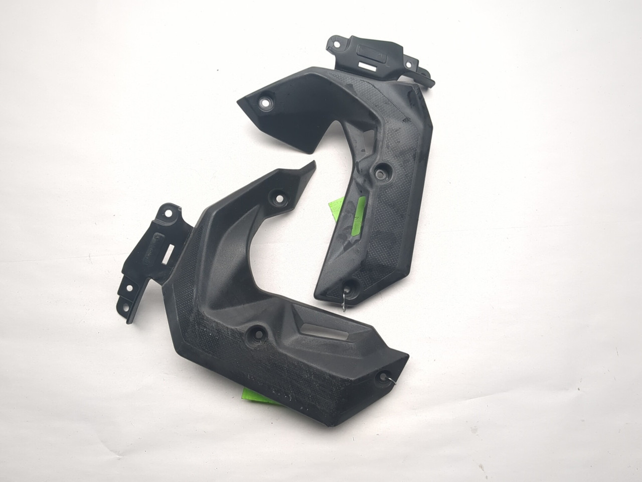 17-19 Kawasaki Z650 ER650 G Front Left Right Radiator Fairing Pair