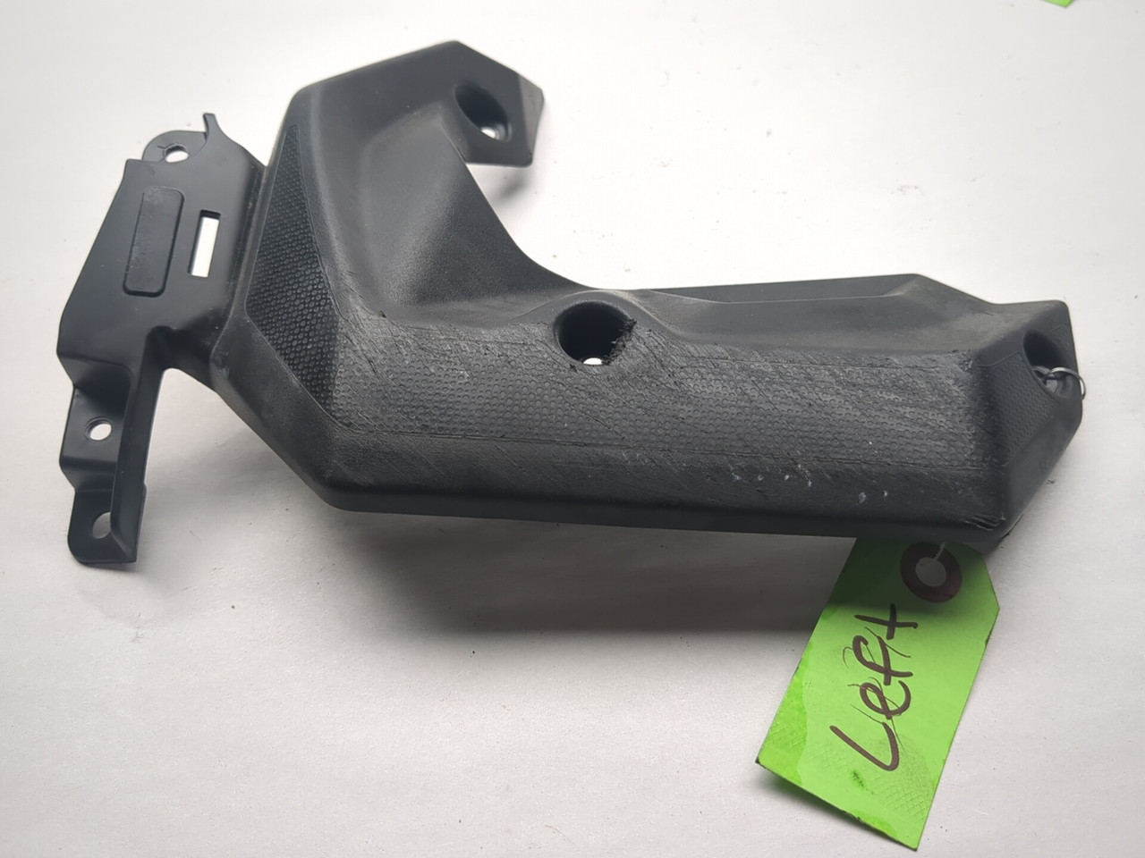 17-19 Kawasaki Z650 ER650 G Front Left Right Radiator Fairing Pair