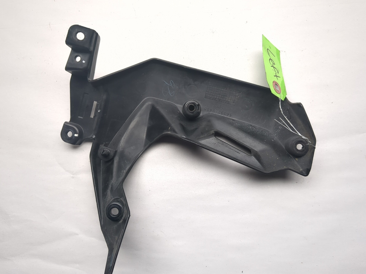 17-19 Kawasaki Z650 ER650 G Front Left Right Radiator Fairing Pair
