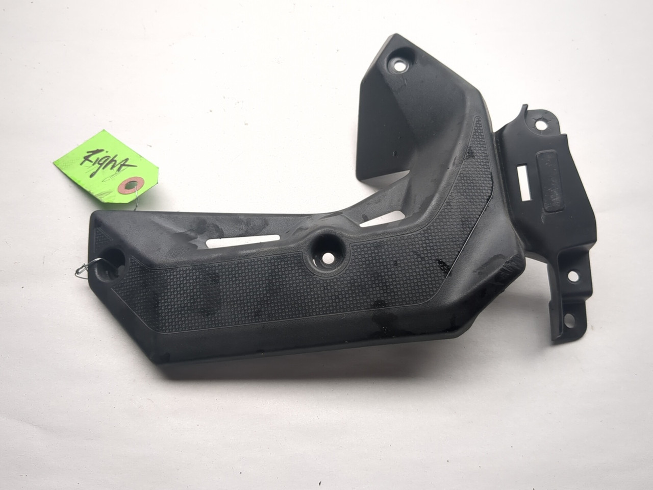 17-19 Kawasaki Z650 ER650 G Front Left Right Radiator Fairing Pair