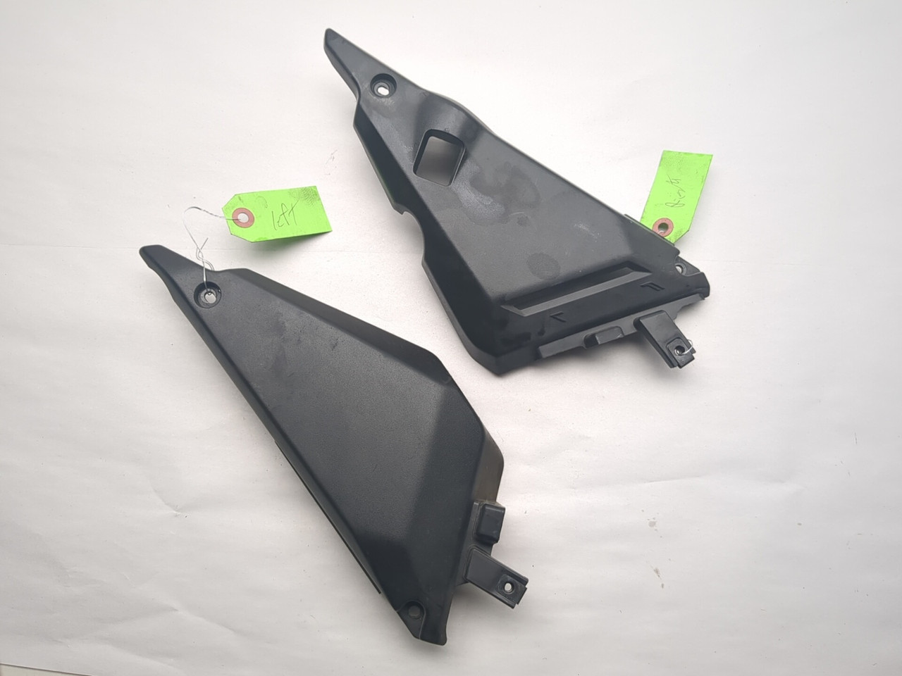17-19 Kawasaki Z650 ER650 G Left Right Side Trim Panel 36001-0642