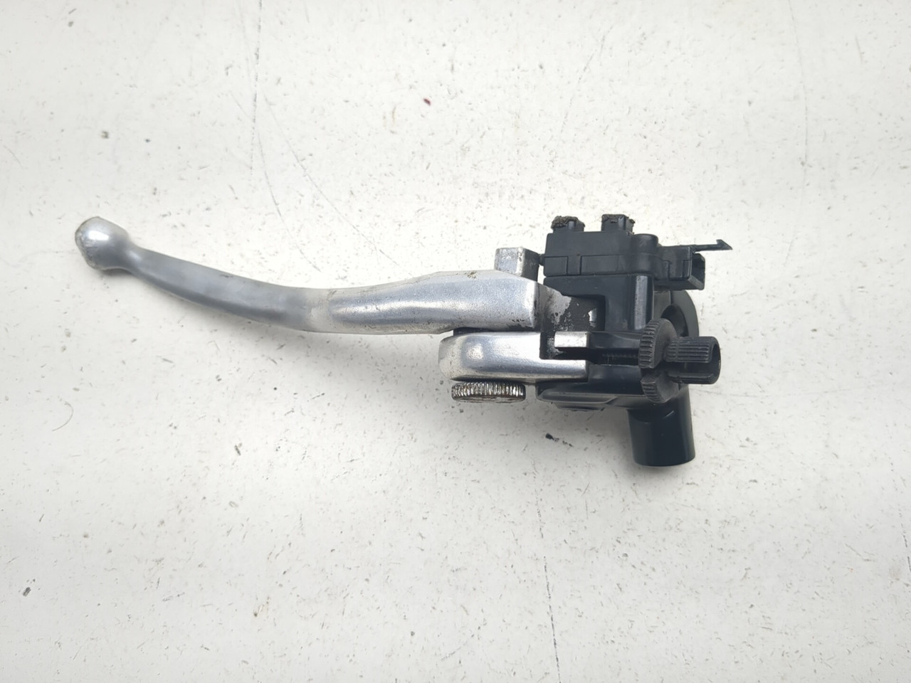 17-19 Kawasaki Z650 ER650 G Front Left Clutch Lever w/ Perch 46076