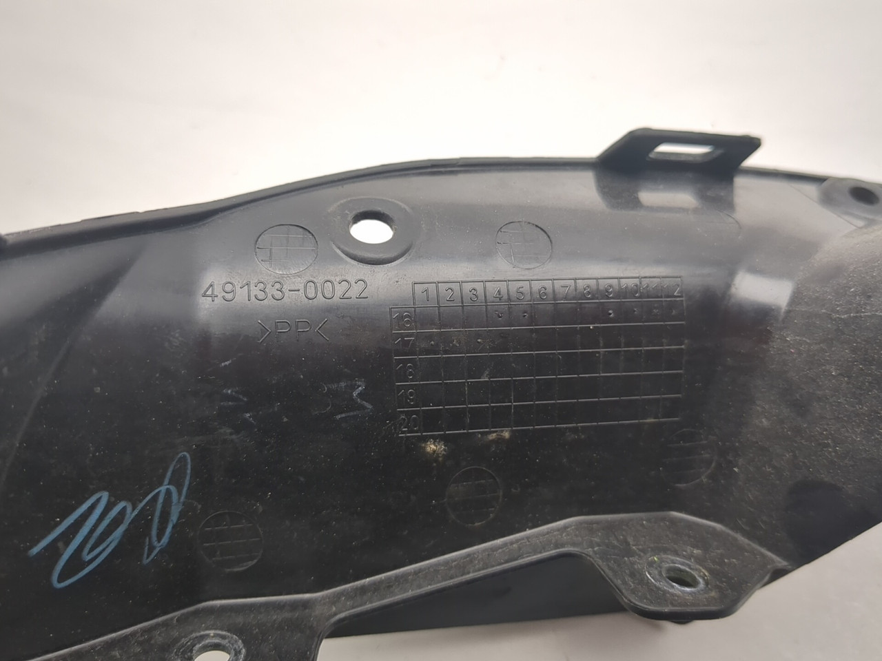 17-19 Kawasaki Z650 ER650 G Front Left Right Inner Panel Fairing