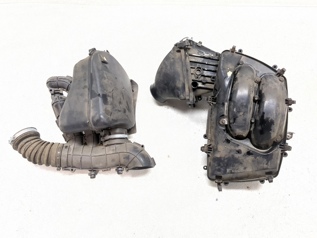 13-16 Can-Am Spyder ST Limited Airbox Intake Resonator Set