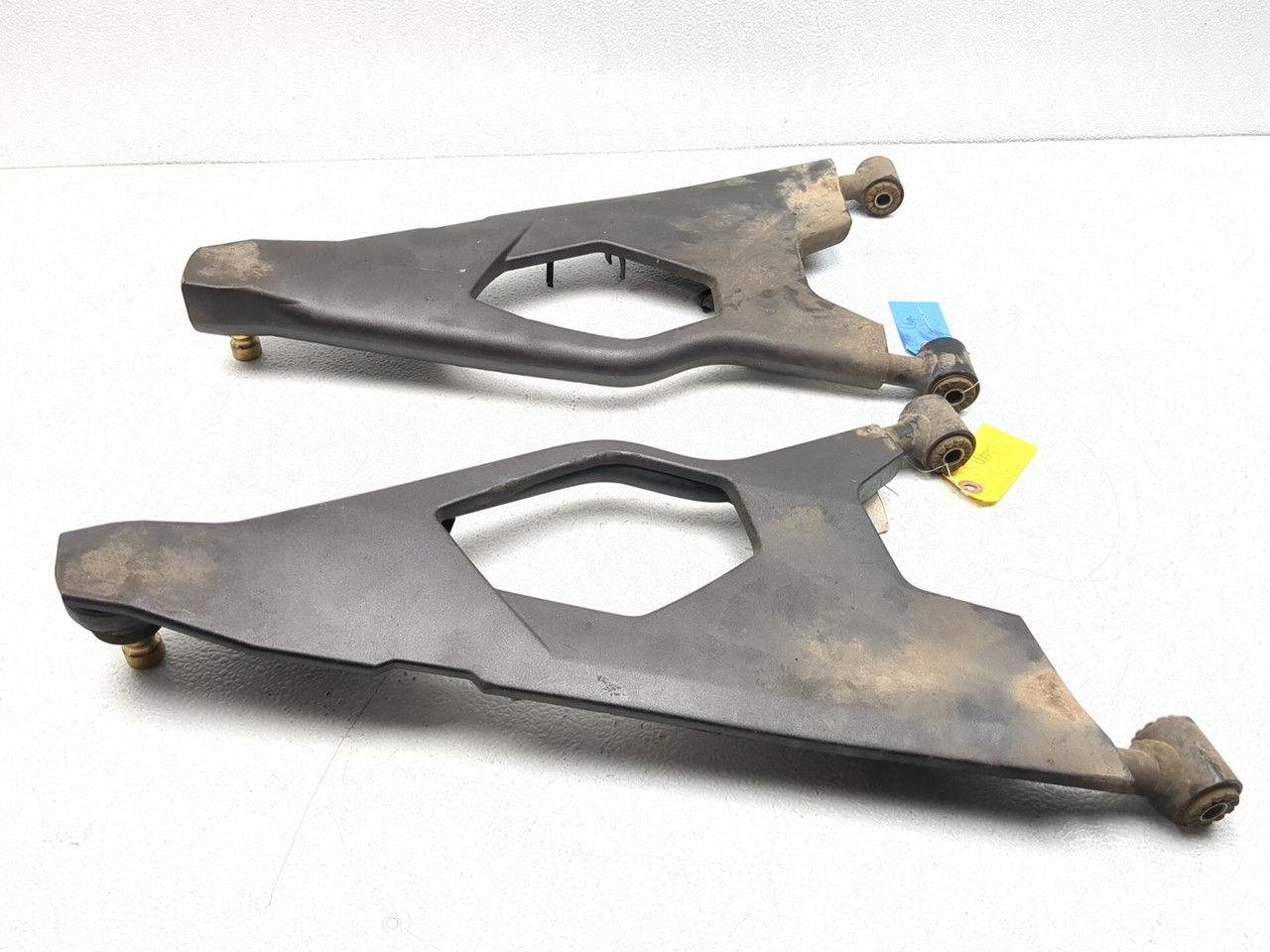 13-16 Can Am Spyder ST Limited Front Left Right Upper Control Arm