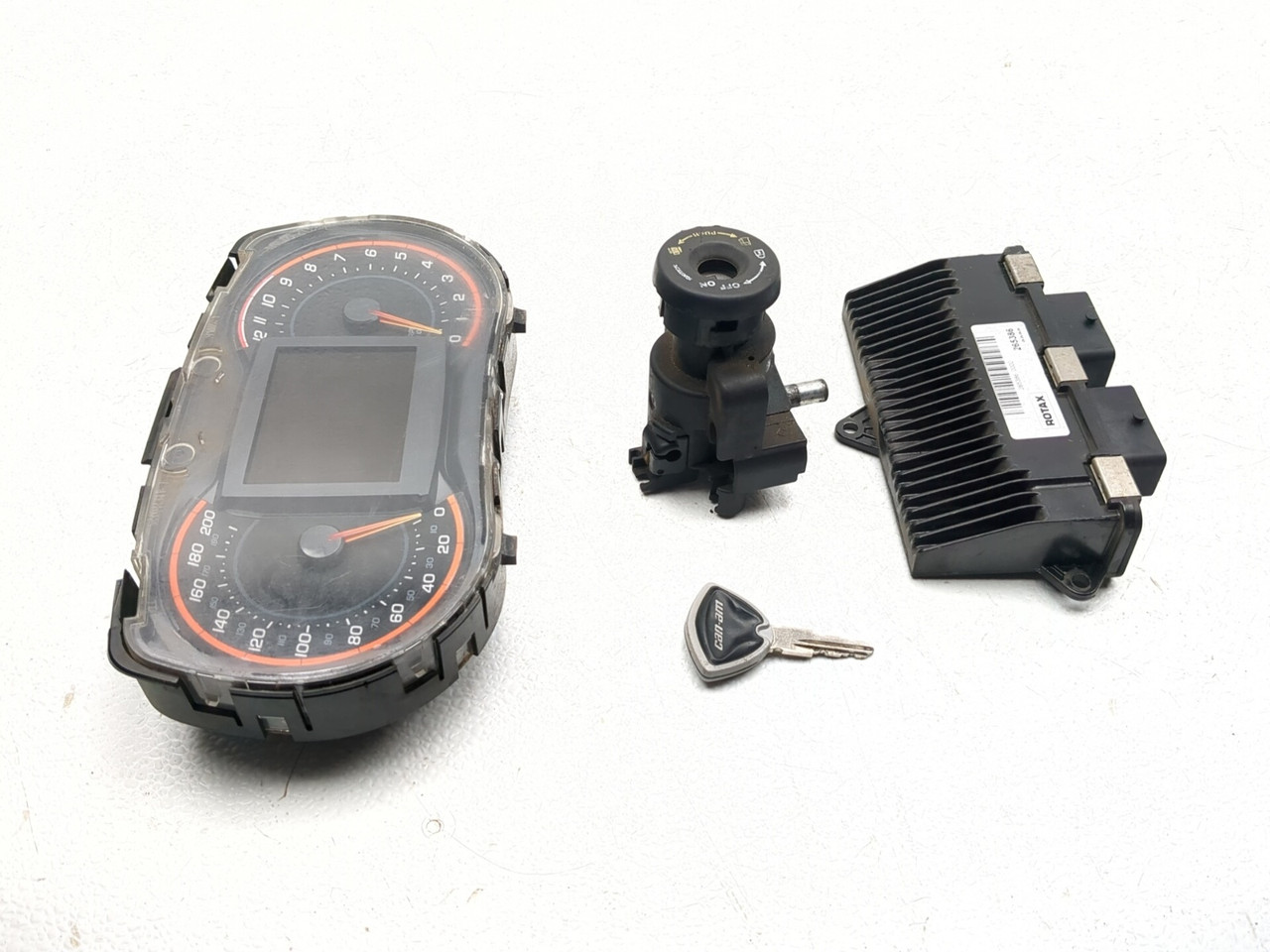 13-16 Can Am Spyder ST Limited Front Cluster Gauge ECU Ignition