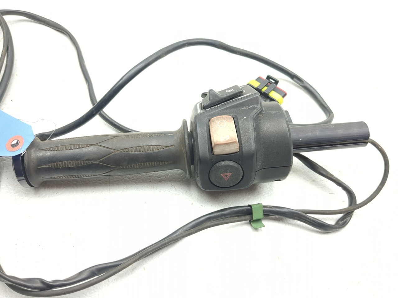 sw1173♪ 13-16 Can Am Spyder ST Limited Front Right Handlebar Switch Button