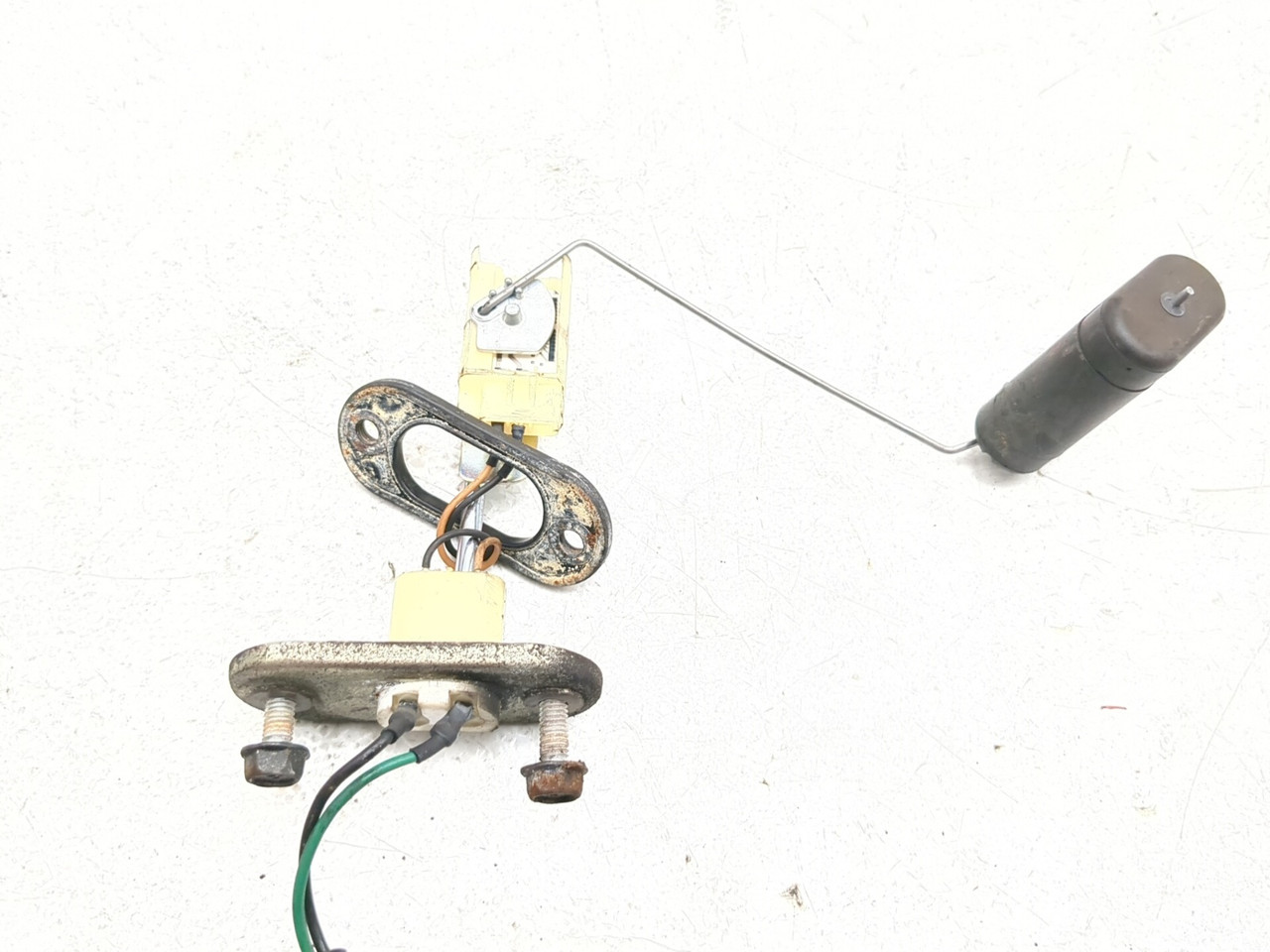 YAMAHA (XVS1300)タンク部分 07-17 Yamaha V Star XVS1300 CU Stryker Fuel Pump Sender Assembly