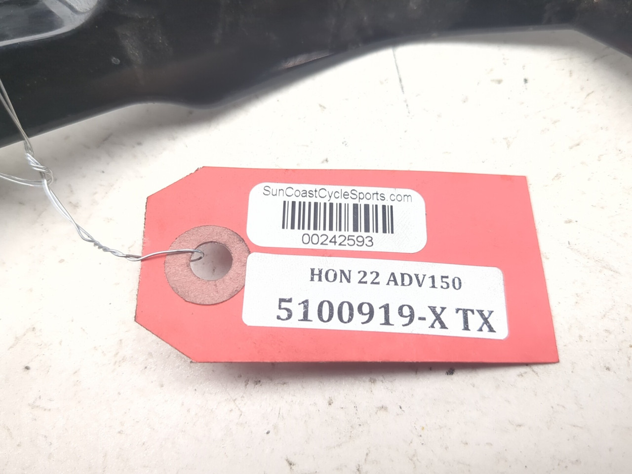 20-23 Honda Adventure ADV 150 Right Center Side Cover 64350-K0W