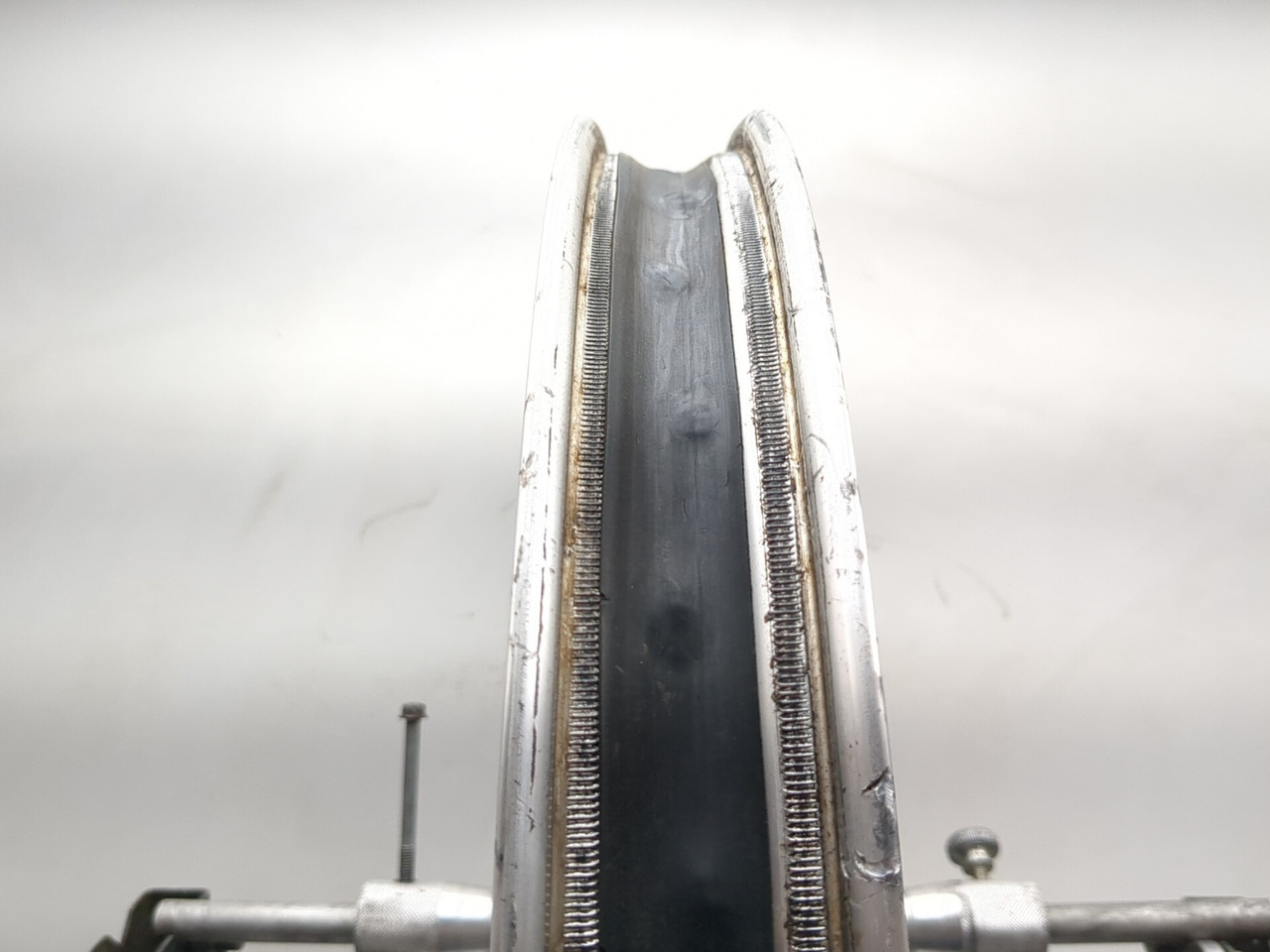00-07 BMW F650GS Dakar Front Wheel Rim 21X1.60 STRAIGHT