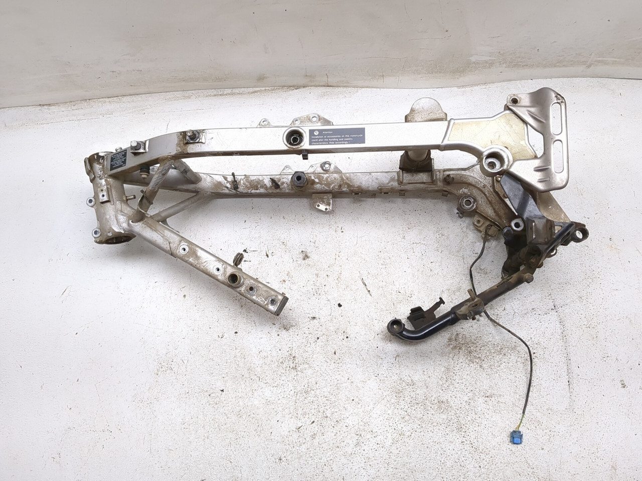 00-07 BMW F650GS Dakar Main Frame Chassis STRAIGHT CLN - Sun Coast