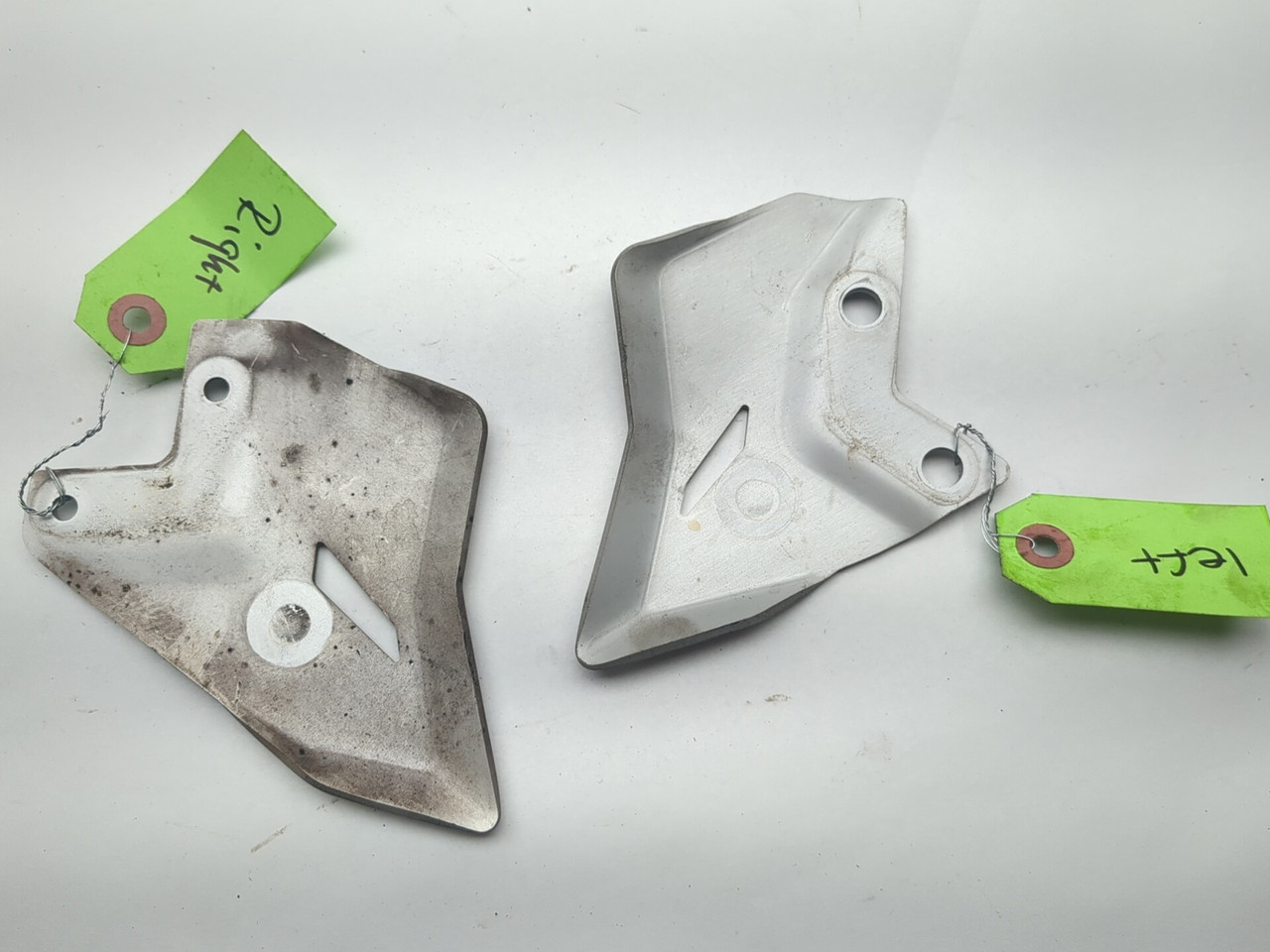 17-25 Kawasaki Z650 ER650N Left Right Heel Guard Set 55020-1956
