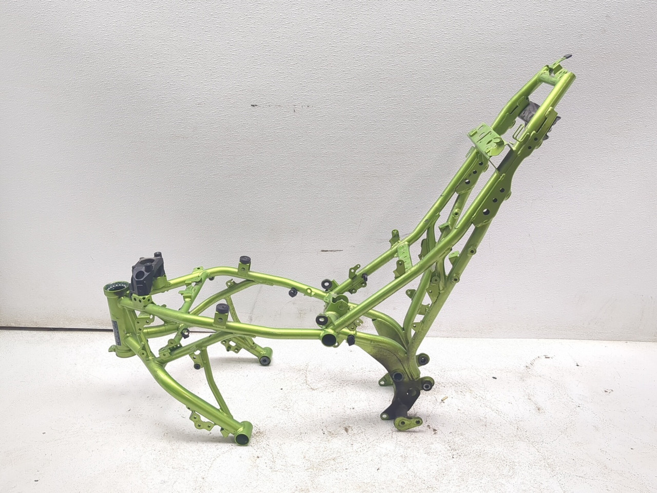 17-25 Kawasaki Z650 ER650N Main Frame Chassis STRAIGHT SLVG - Sun