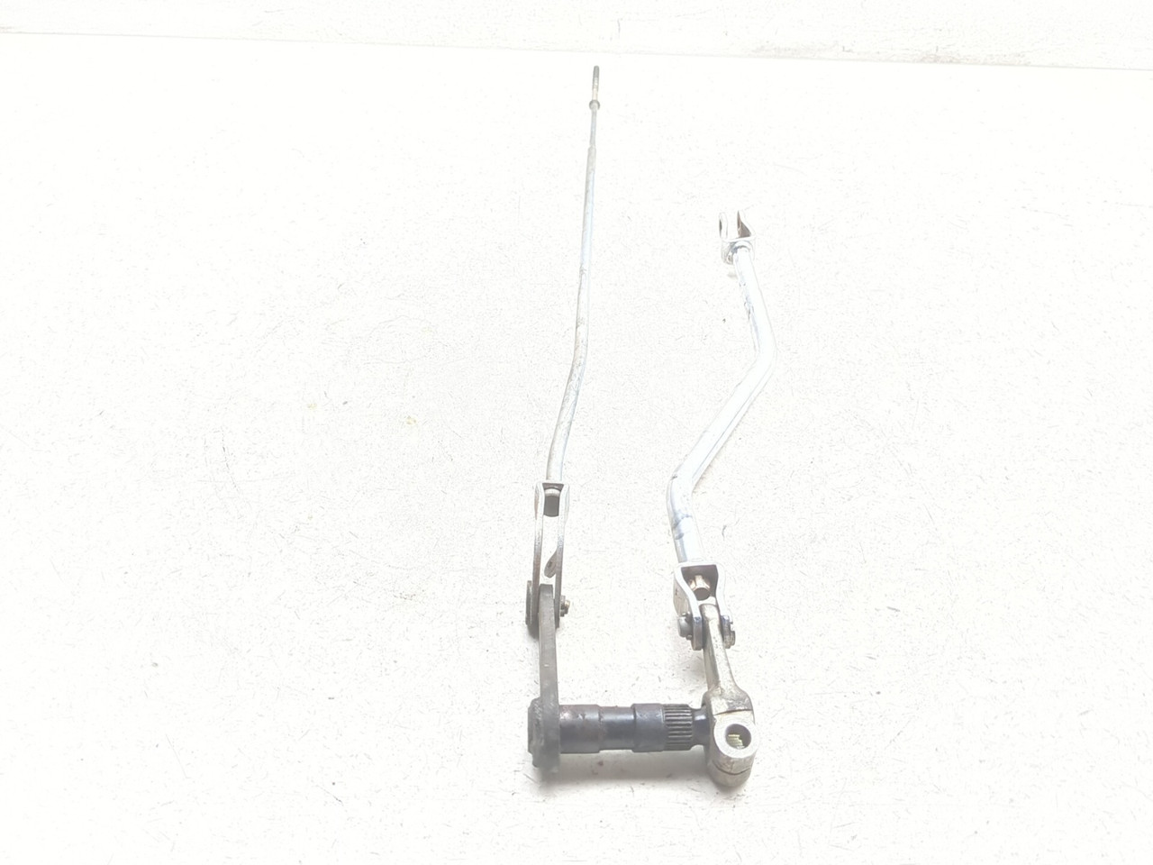 オーダー 94-03 Honda Magna 750 VF750C Right Rear Brake Linkage 43451-MZ5