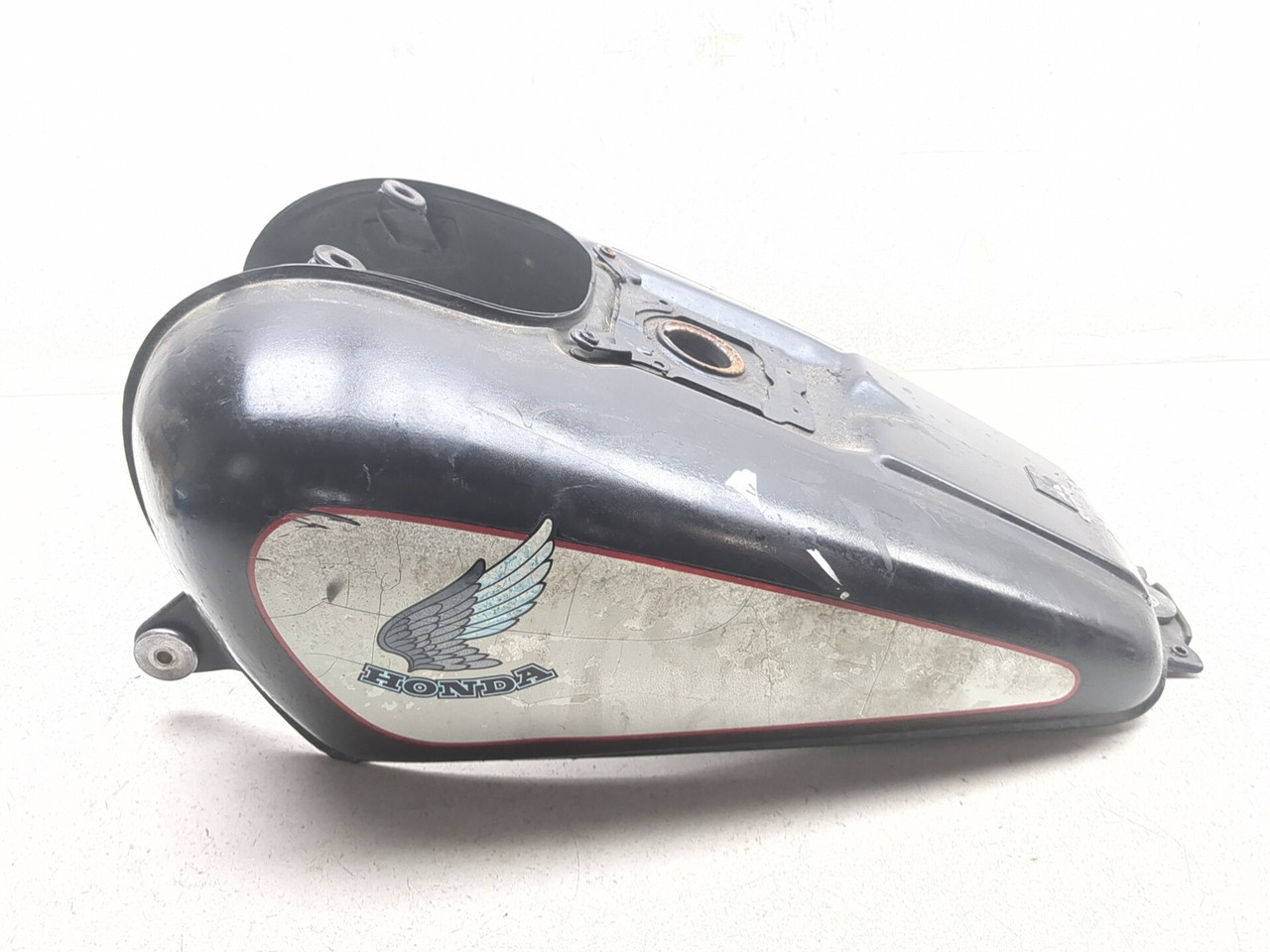 85-86 Honda VT1100C Shadow Gas Fuel Tank 175A1-MG8-000ZA - Sun