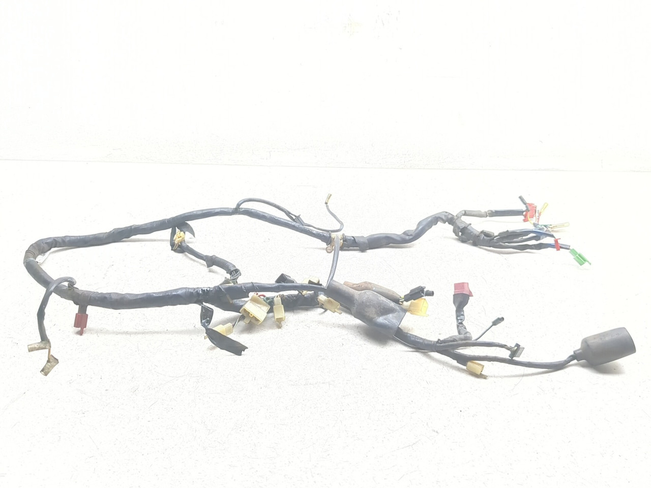 85-86 Honda VT1100C Shadow Main Wiring Harness 32100-MG8-771 - Sun