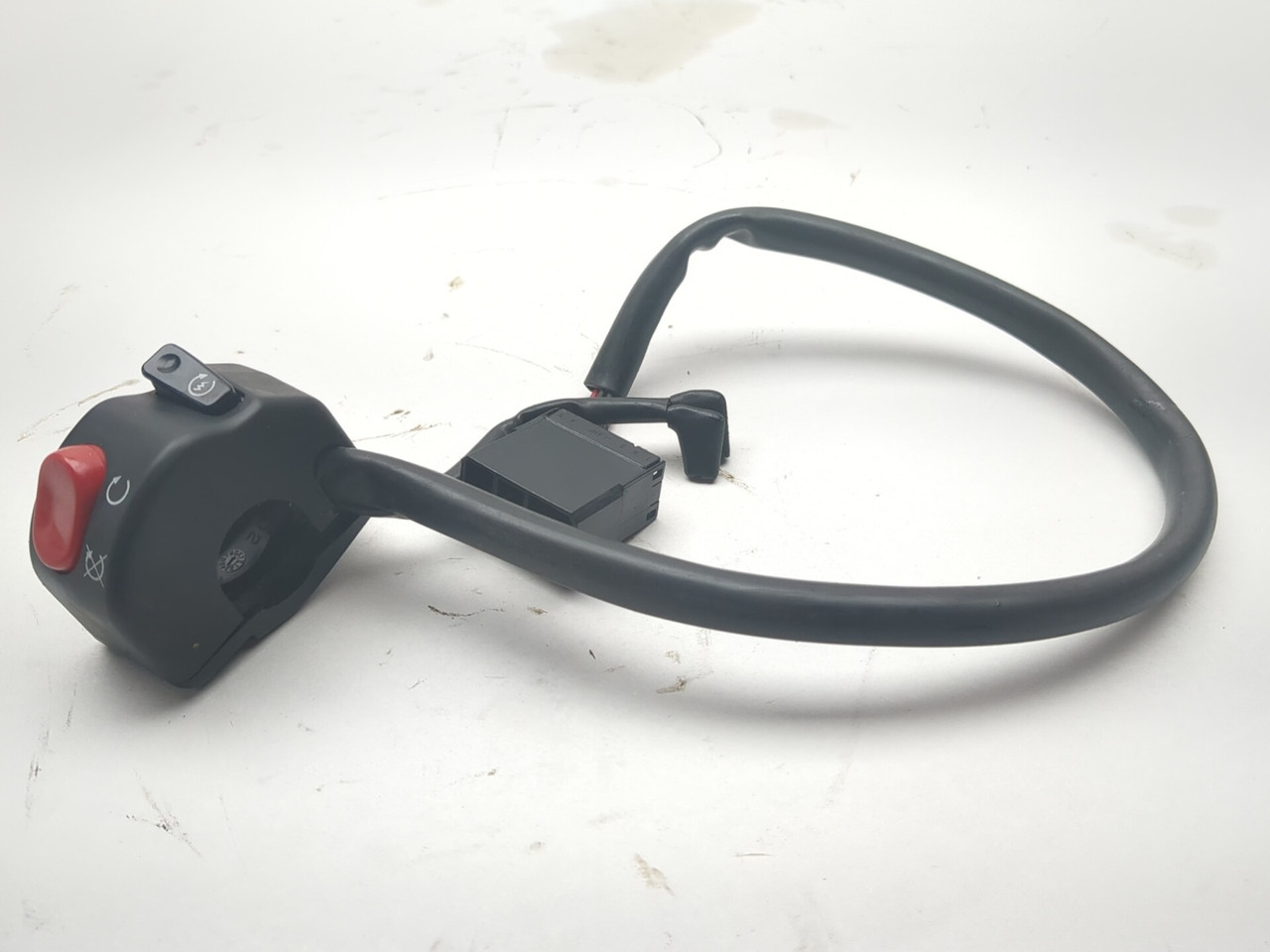 08-16 Triumph Bonneville Front Right Handlebar Switch Button