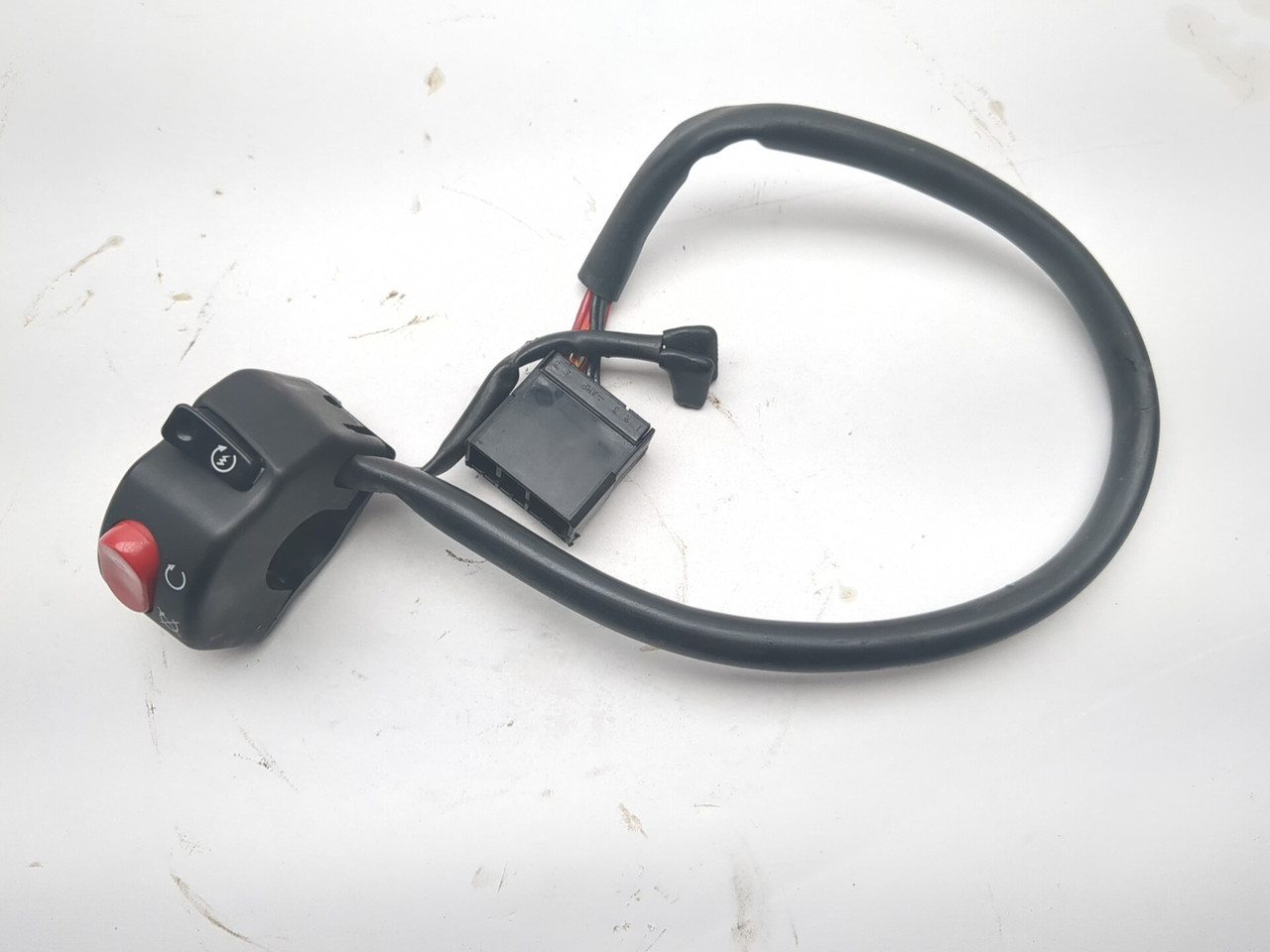 08-16 Triumph Bonneville Front Right Handlebar Switch Button