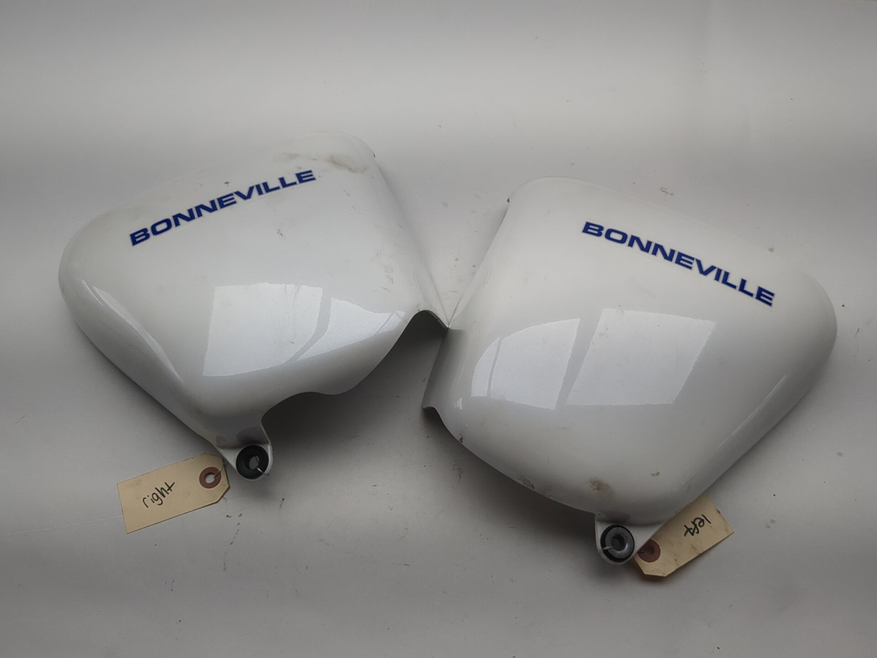 08-16 Triumph Bonneville Left Right Side Cover Set T2301238
