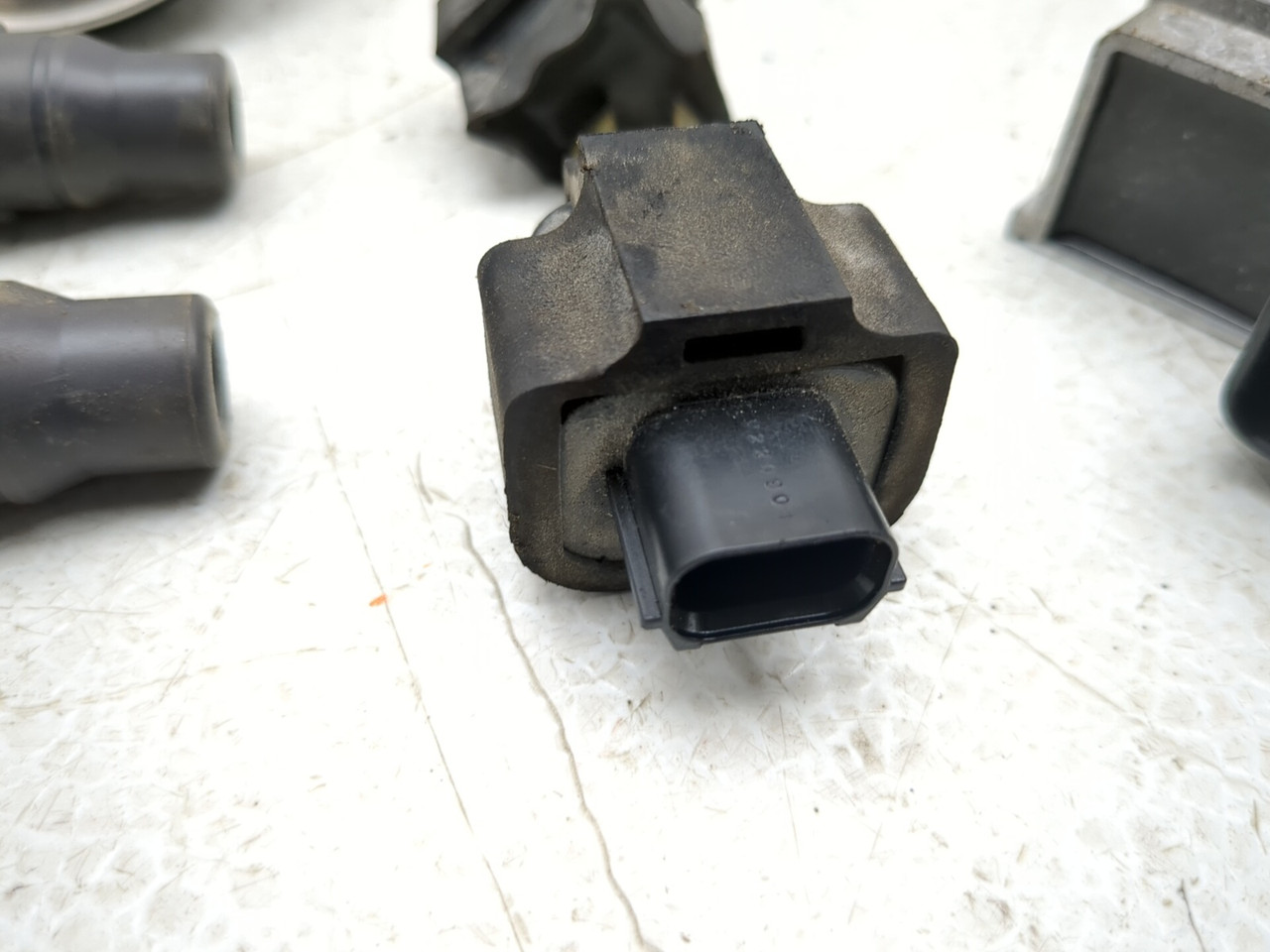 18-26 Kawasaki Ninja 400 EX400 Regulator Ignition Coil Horn Sensor